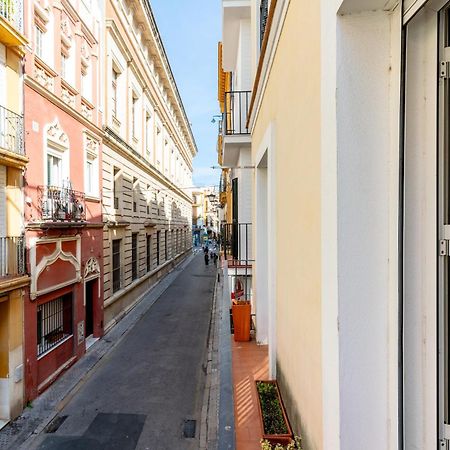 Veoapartment Alhondiga Primero Севиля Екстериор снимка